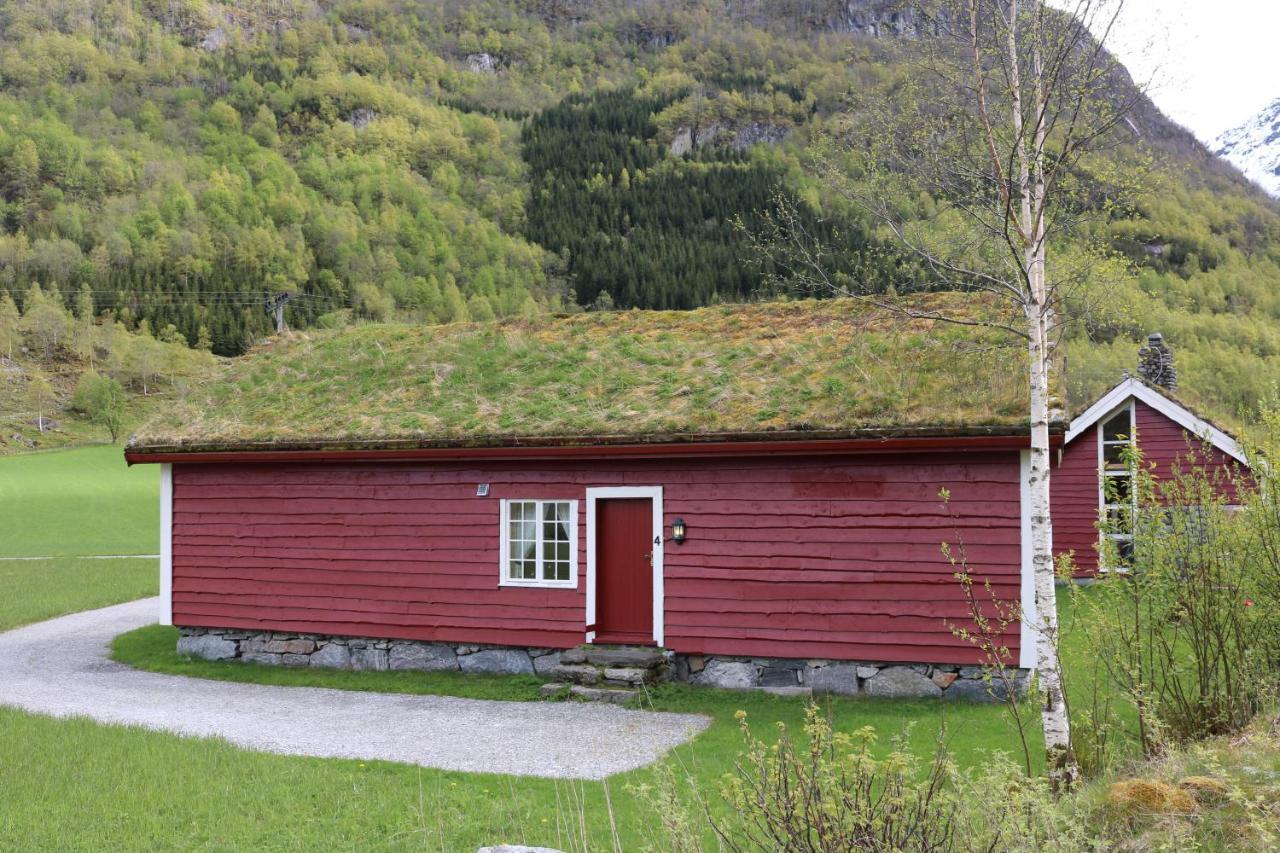 Trollbu Aabrekk Gard Villa Briksdalsbre Exterior photo